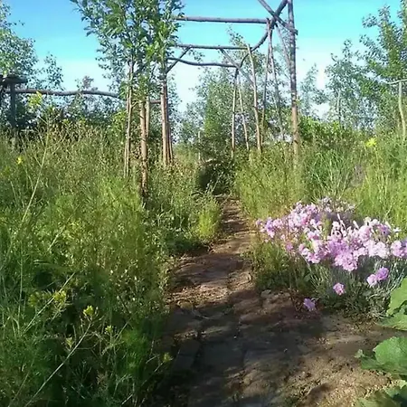 Apartment Rustic Village Retreat *